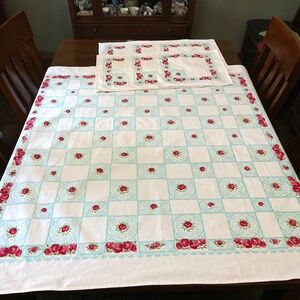 Vintage Aqua Red Printed Floral Cotton Tablecloth Six Napkins Set READ PLEASE